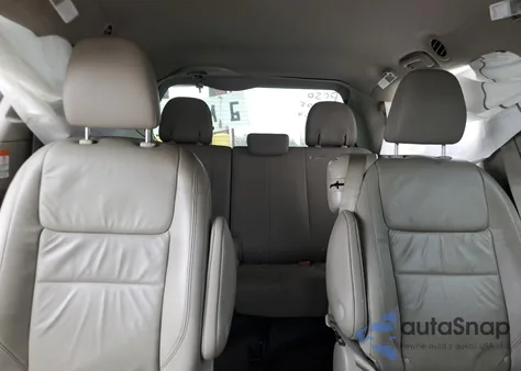 2018 Toyota Sienna Xle from USA, damaged, VIN 5TDYZ3DC4JS915964